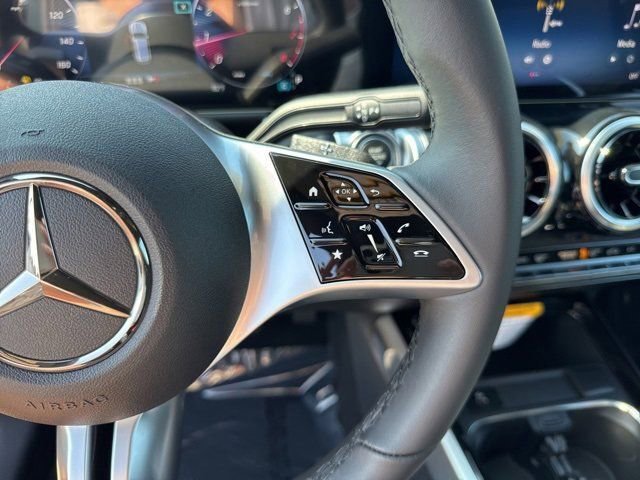 New 2025 Mercedes-Benz GLB 250 image 17