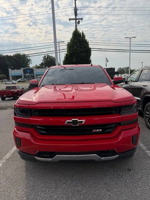 Used 2017 Chevrolet Silverado 1500 LT w/ All Star Edition AWD/4WD image 2