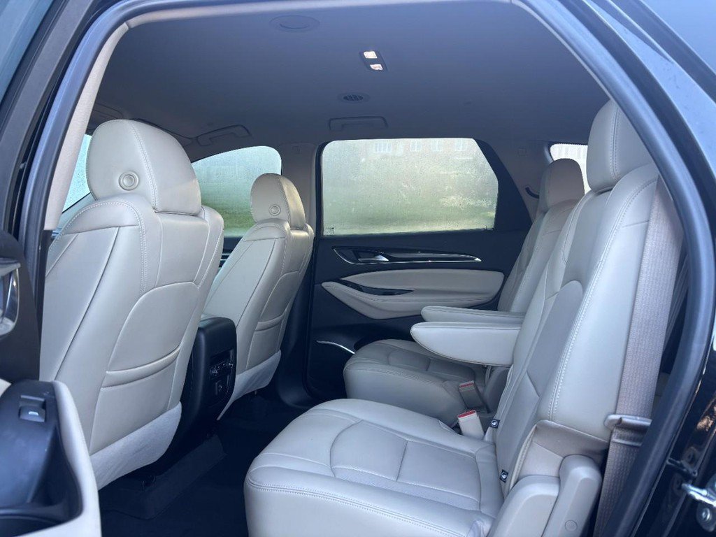 Certified 2020 Buick Enclave Essence FWD image 11