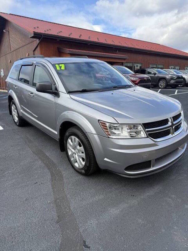 Used 2017 Dodge Journey SE