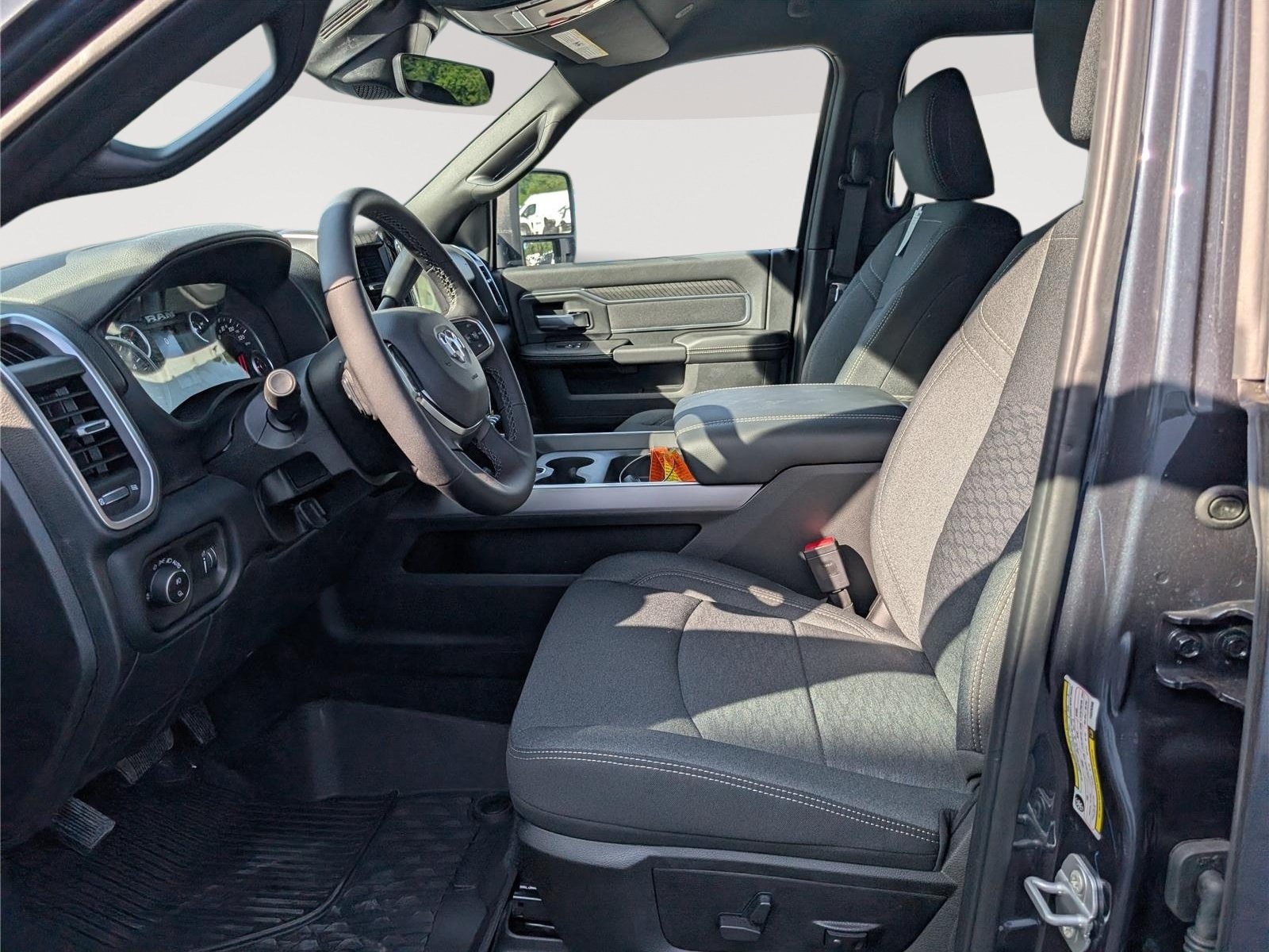 New 2026 RAM 2500 Big Horn AWD/4WD image 11