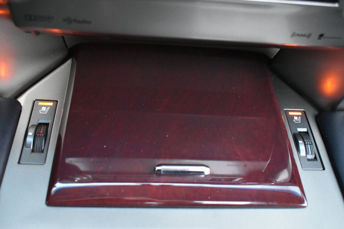 Used 2014 Lexus GX 460 w/ Premium Package image 36