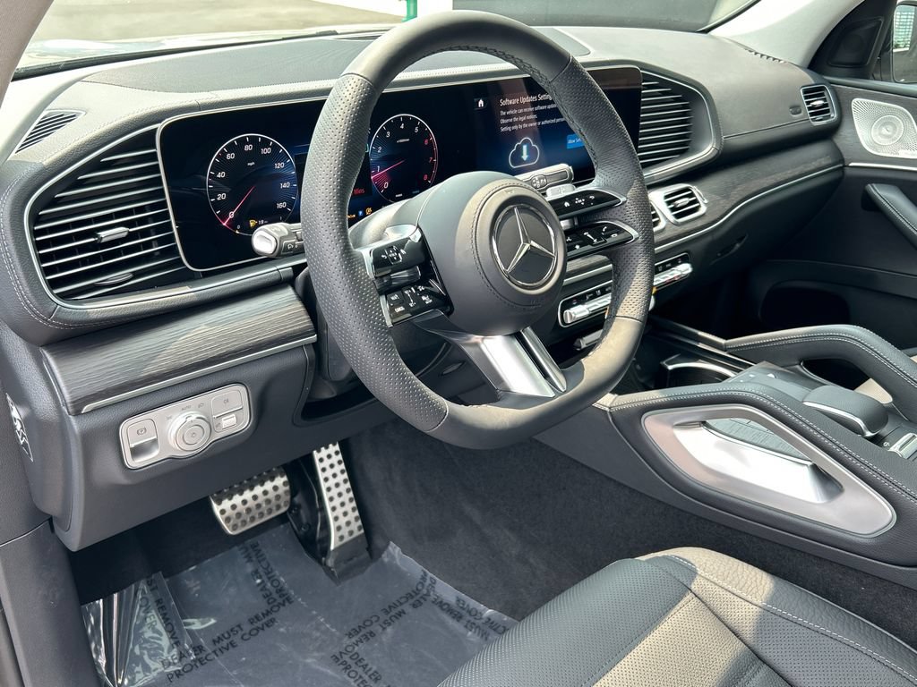 New 2026 Mercedes-Benz GLS 450 4MATIC image 16