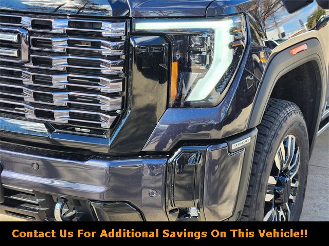 New 2026 GMC Sierra 3500 Denali Ultimate w/ LPO, Black Badging Package image 6