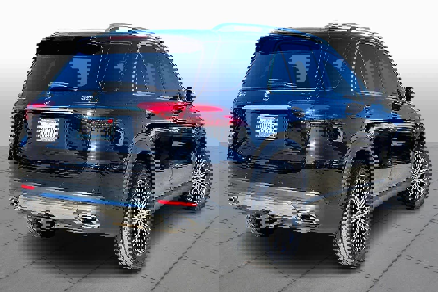 Used 2024 Mercedes-Benz GLE 350 4MATIC image 12