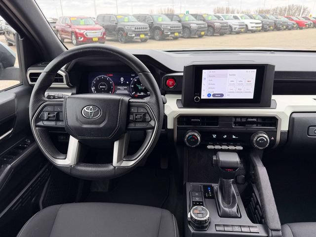 Used 2024 Toyota Tacoma TRD Off-Road AWD/4WD image 27