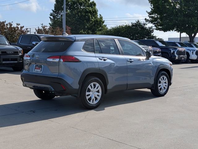 Used 2025 Toyota Corolla Cross L FWD image 7