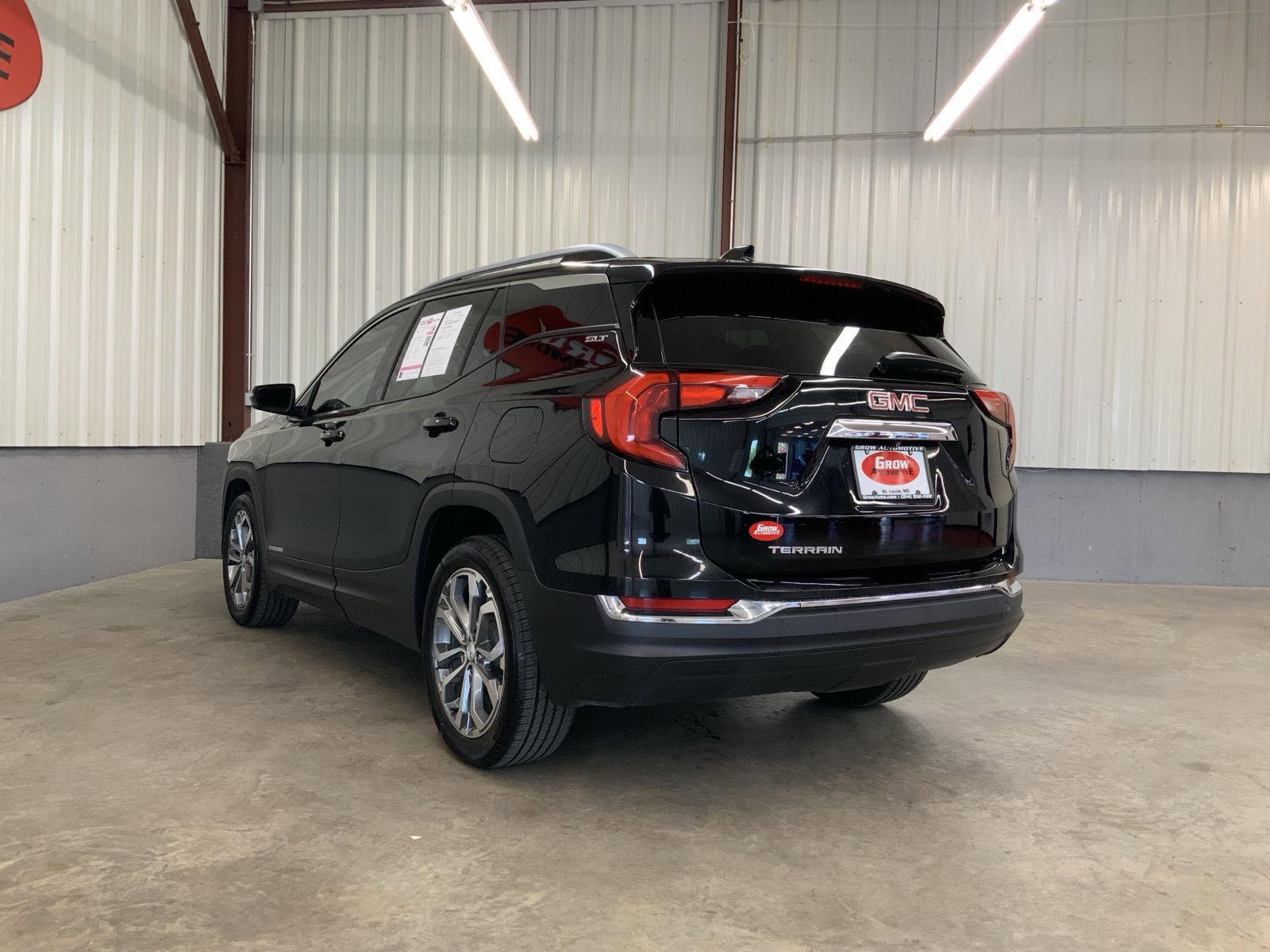 Used 2021 GMC Terrain SLT FWD image 13