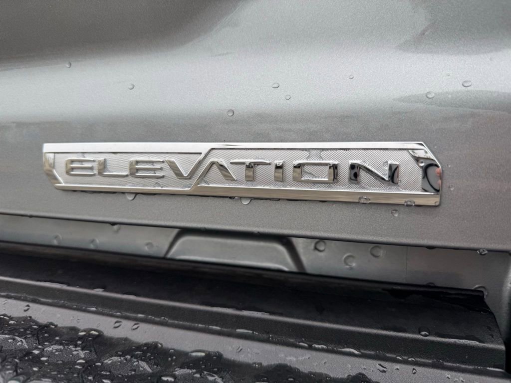 Used 2025 GMC Canyon Elevation image 8