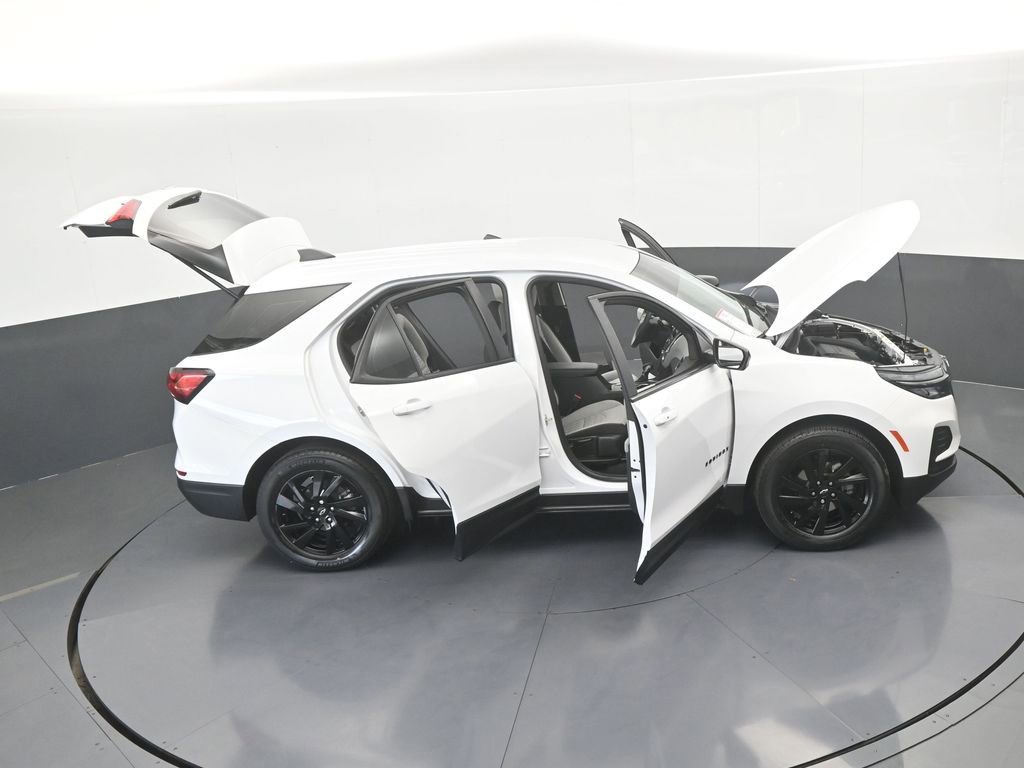 Used 2023 Chevrolet Equinox LS w/ Sport Edition image 64