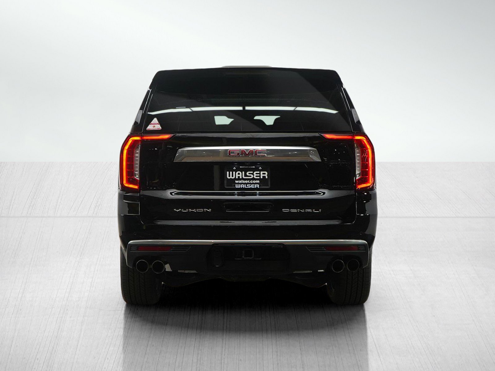 Used 2022 GMC Yukon XL Denali image 4