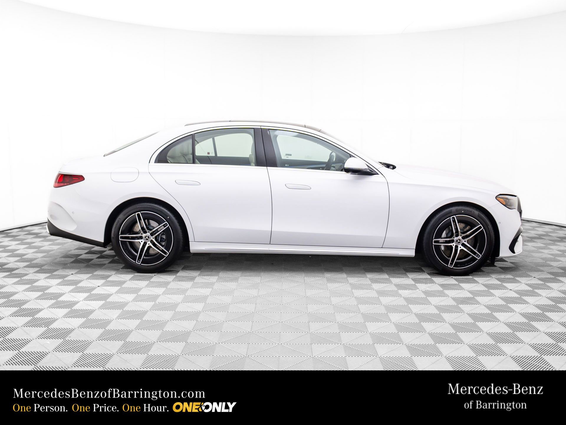 New 2026 Mercedes-Benz E 450 4MATIC Sedan image 7