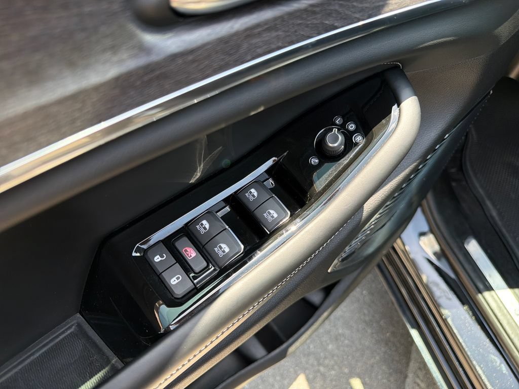 Used 2022 Jeep Grand Cherokee L Overland AWD/4WD image 18