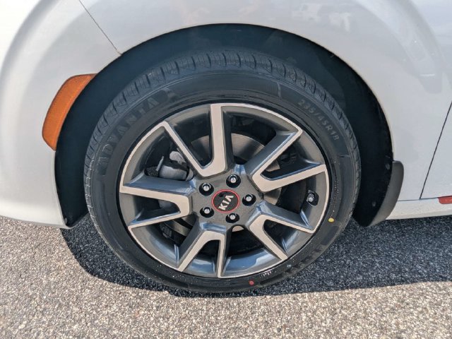 Used 2020 Kia Soul GT-Line Turbo FWD image 11