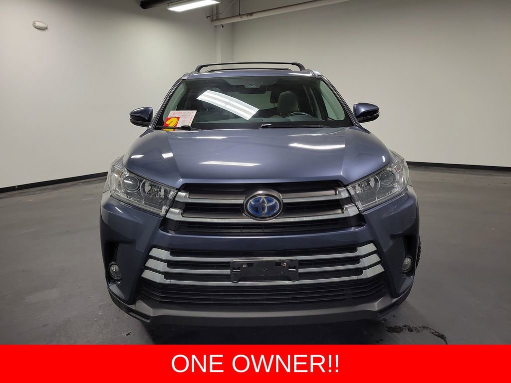 Used 2017 Toyota Highlander Limited image 2