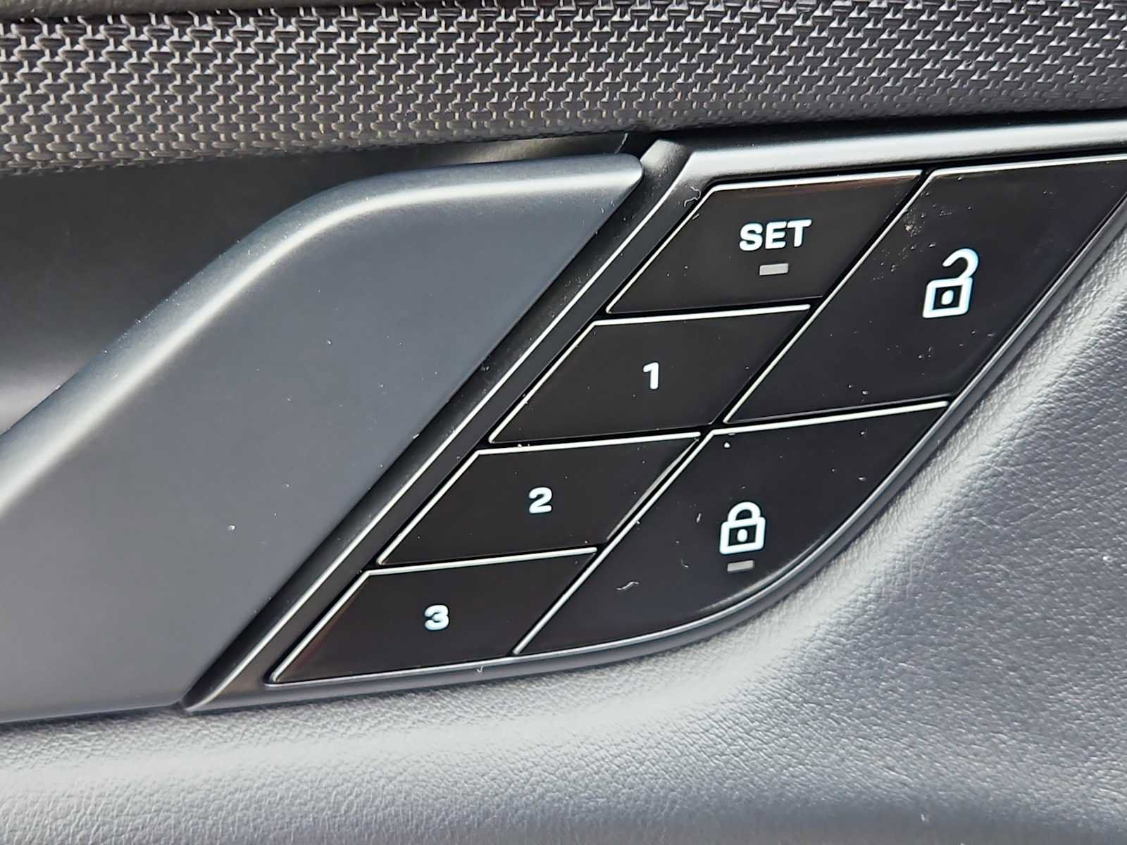 Certified 2021 Porsche Taycan 4S AWD/4WD image 13