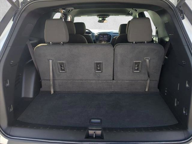 Used 2023 Chevrolet Traverse LT FWD image 14