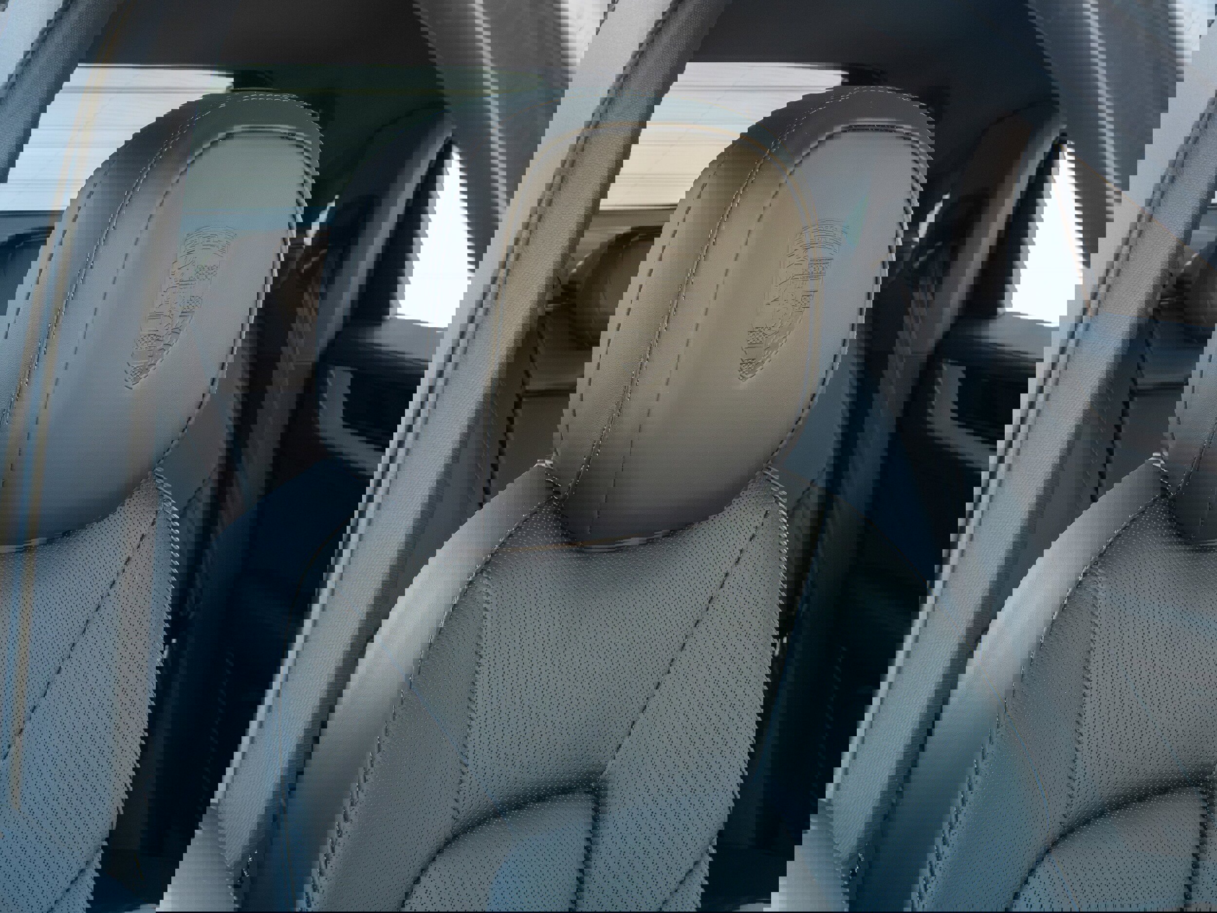 New 2026 Porsche Cayenne S image 32