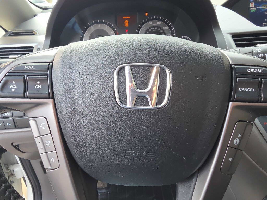 Used 2015 Honda Odyssey Touring Elite image 17