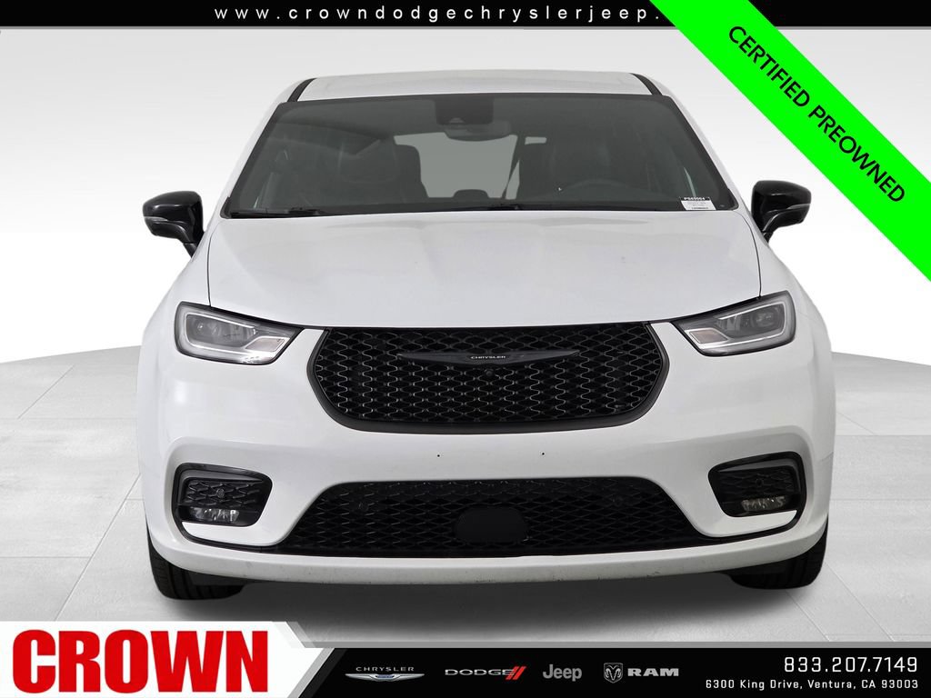 Certified 2024 Chrysler Pacifica Limited FWD image 2