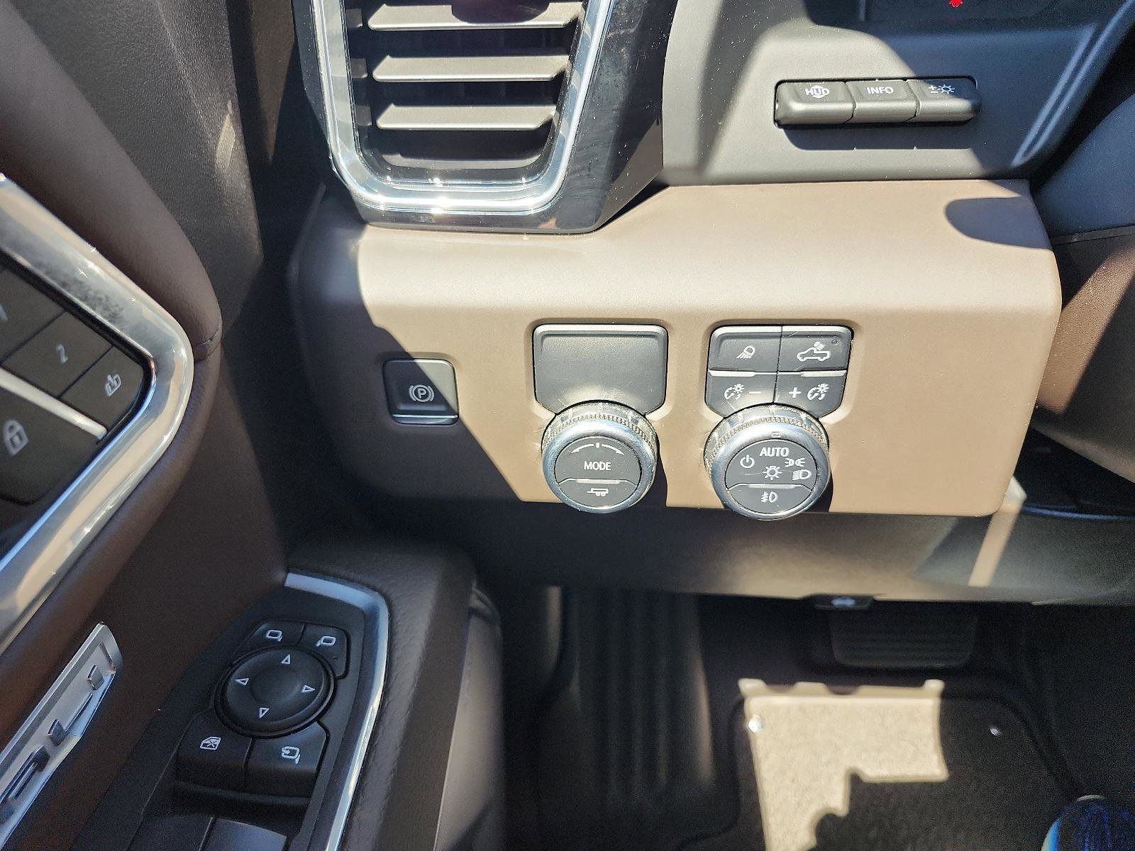 Used 2024 GMC Sierra 1500 Denali w/ Denali Reserve Package image 25