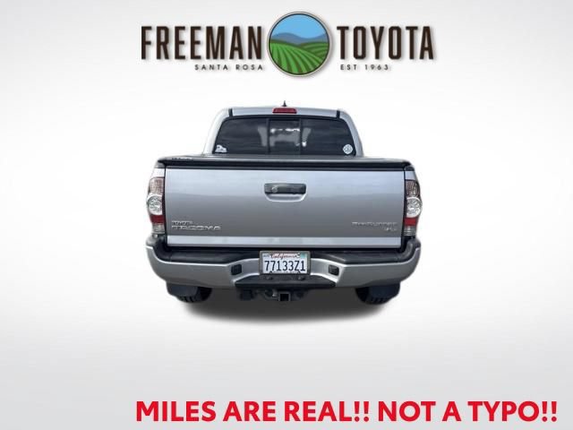 Used 2015 Toyota Tacoma PreRunner w/ TRD Sport Package RWD image 6