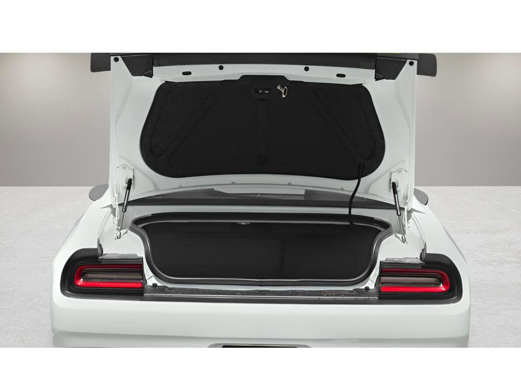 Used 2021 Dodge Challenger R/T Scat Pack image 15