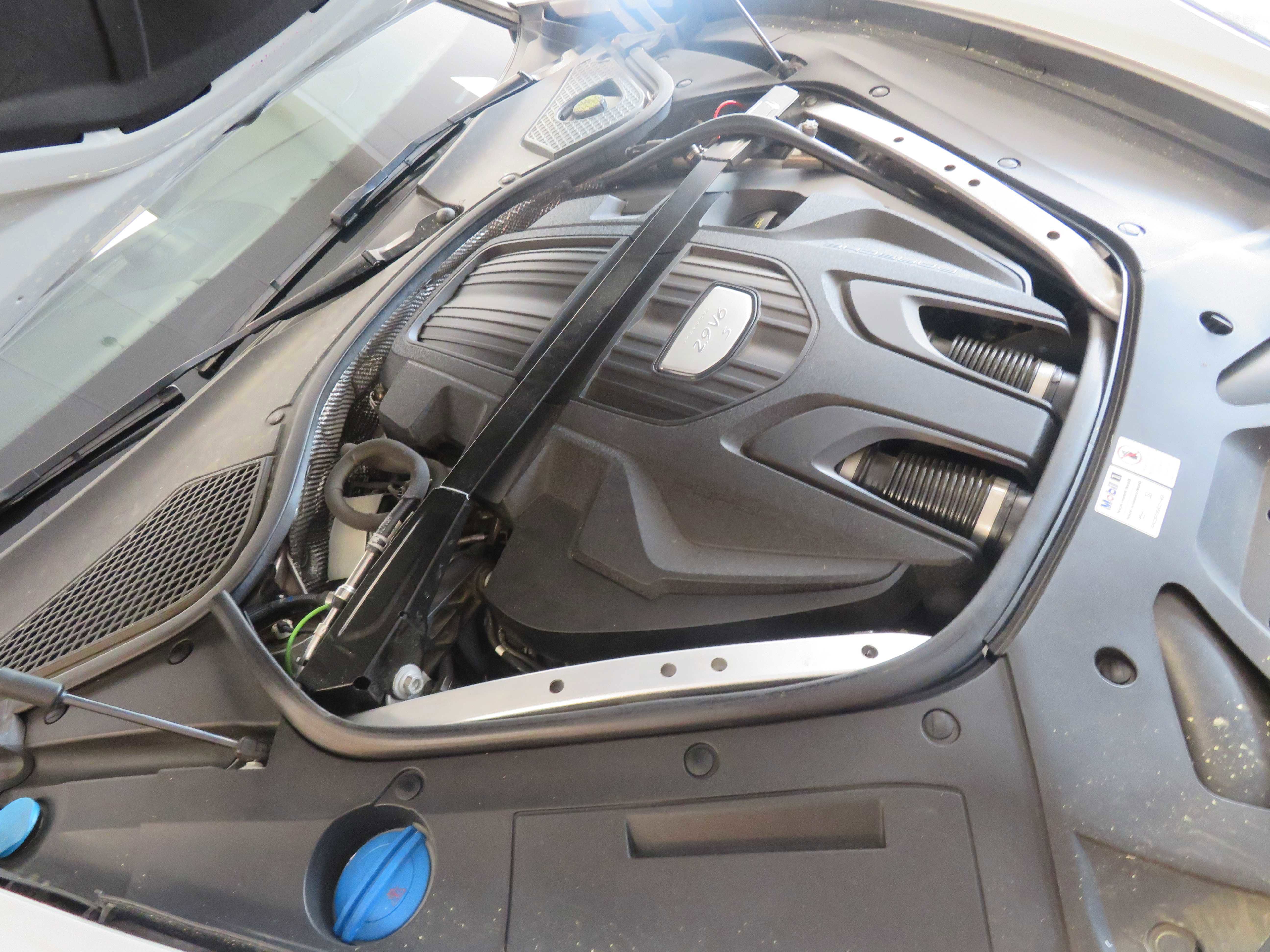 Used 2018 Porsche Panamera 4S AWD/4WD image 65