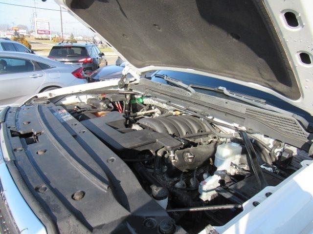 Used 2016 GMC Sierra 1500 Denali w/ Enhanced Driver Alert Package image 32