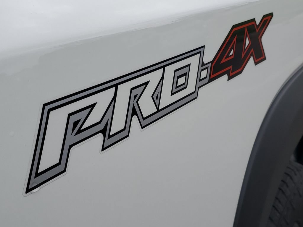 New 2025 Nissan Frontier PRO-4X AWD/4WD image 12