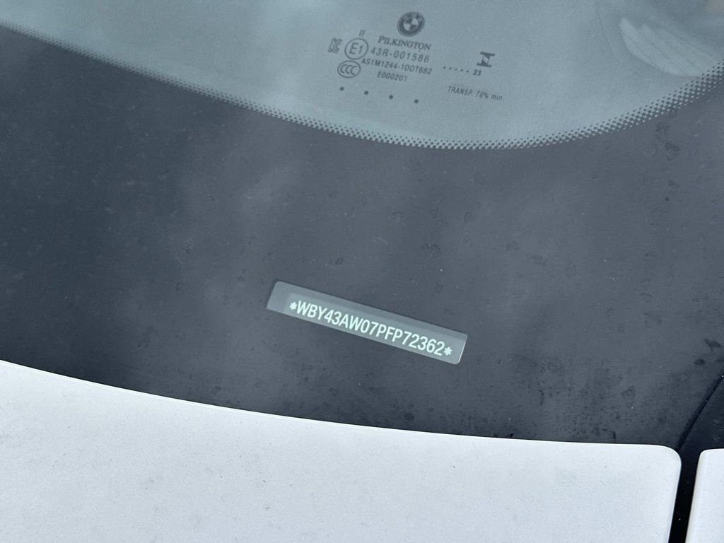 Used 2023 BMW i4 eDrive35 w/ Premium Package image 6