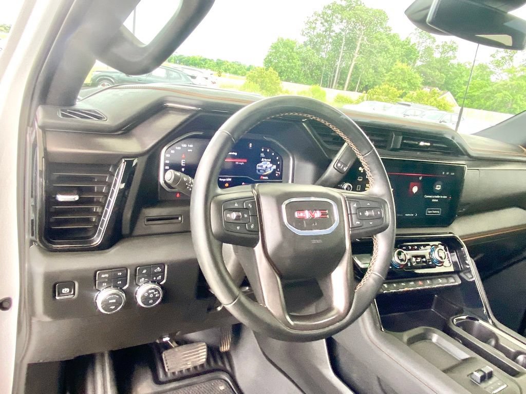 Used 2025 GMC Sierra 2500 AT4 AWD/4WD image 15