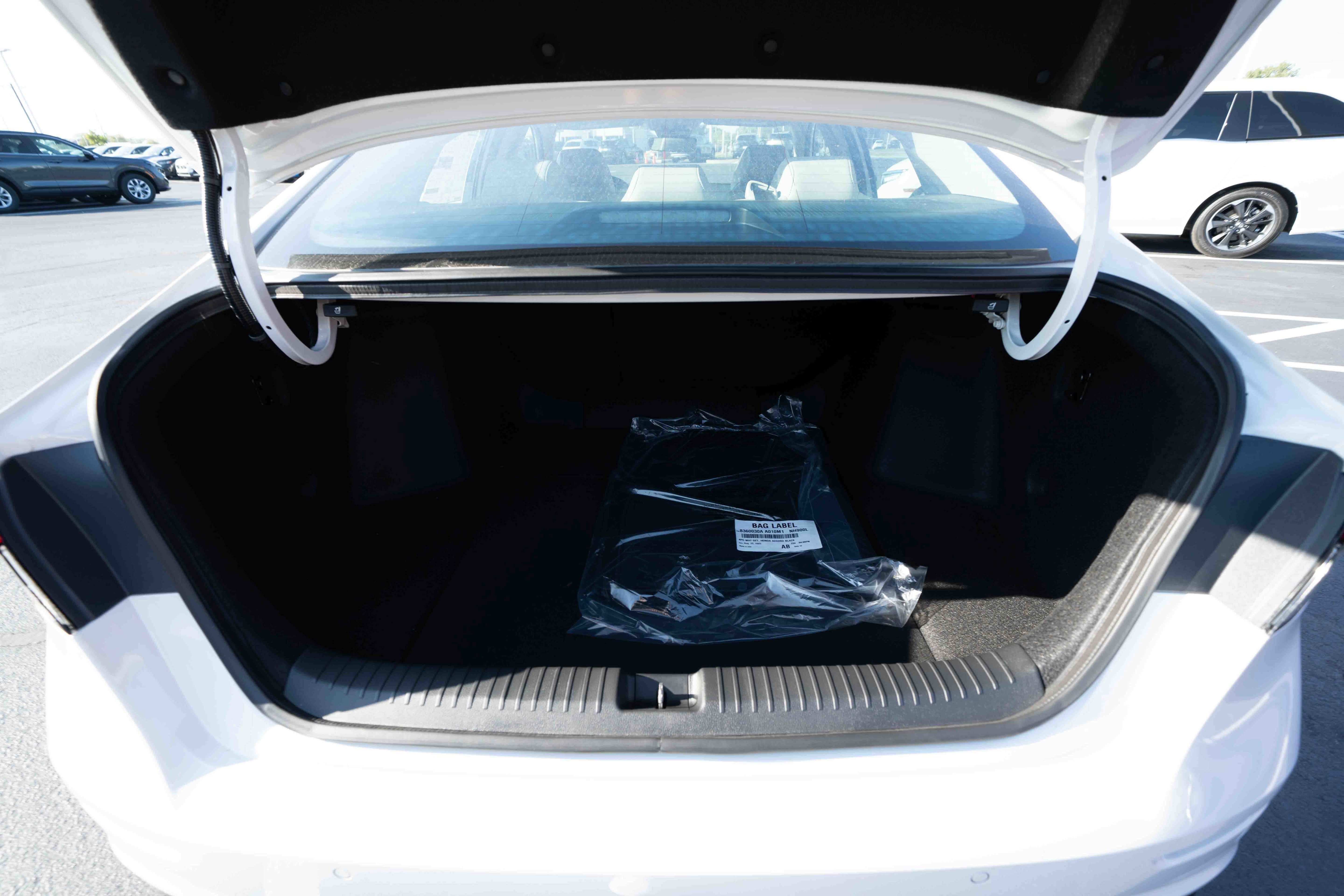 New 2025 Honda Accord Touring image 27