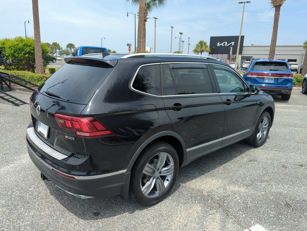 Used 2020 Volkswagen Tiguan SEL AWD/4WD image 6