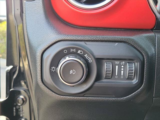 Certified 2022 Jeep Wrangler Unlimited Rubicon AWD/4WD image 12