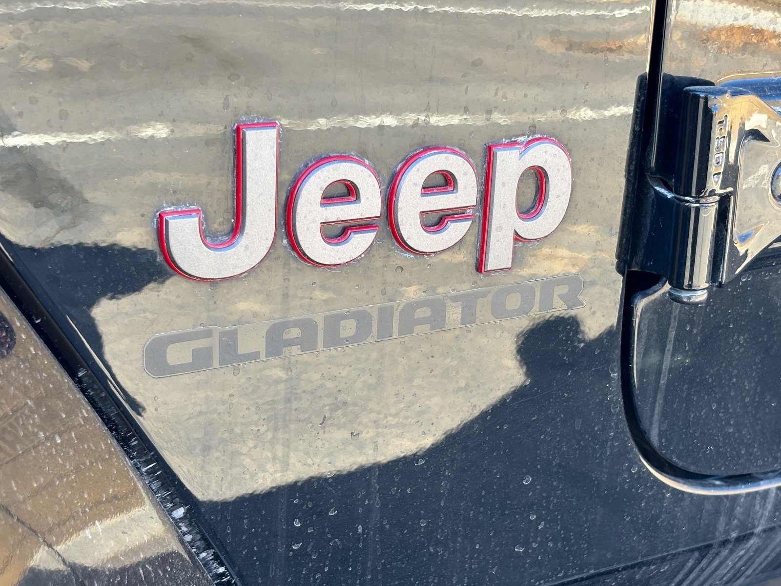 Used 2021 Jeep Gladiator Rubicon AWD/4WD image 9