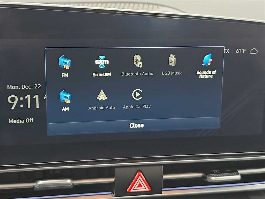 Certified 2023 Hyundai Elantra Limited image 20