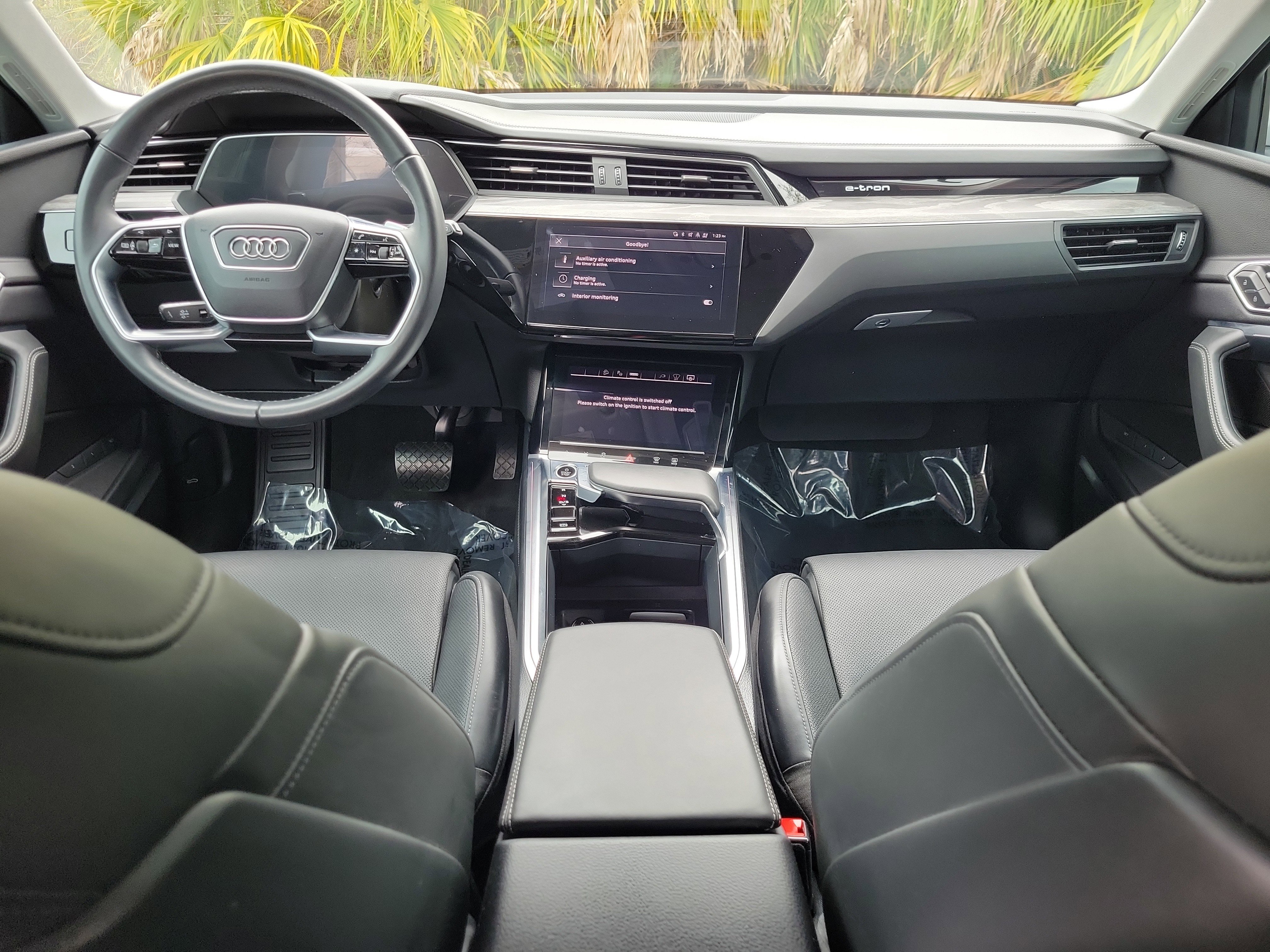 Used 2024 Audi Q8 e-tron Prestige w/ Prestige Package image 13