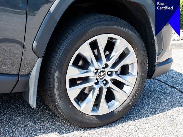 Used 2023 Toyota RAV4 XLE Premium AWD/4WD image 8