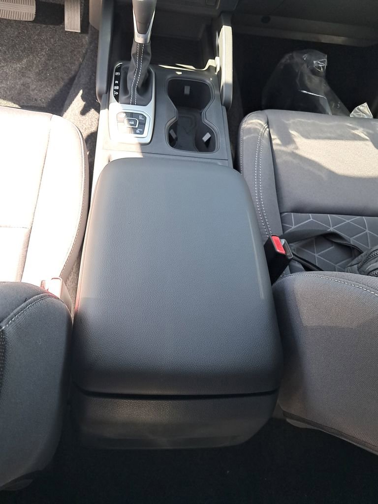 New 2026 Nissan Frontier SV w/ Tow Package AWD/4WD image 27