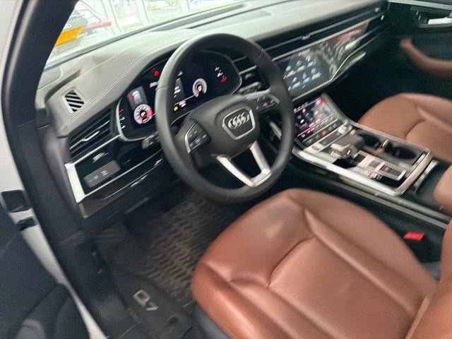 Used 2023 Audi Q7 3.0T Premium w/ Convenience Package AWD/4WD image 10