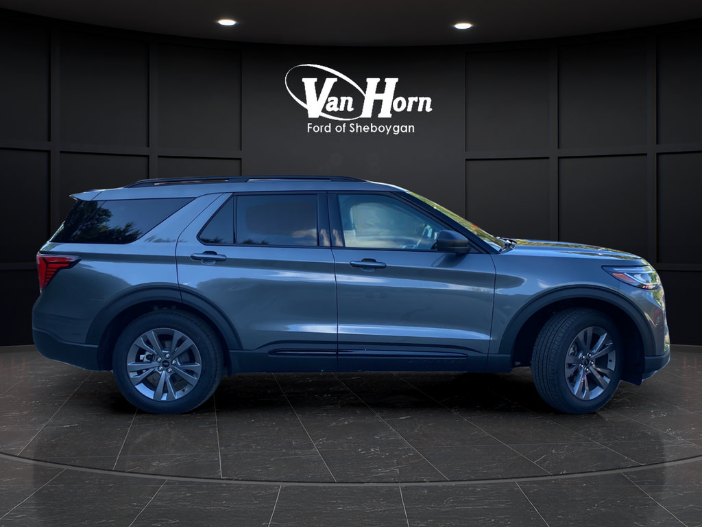 New 2026 Ford Explorer Active w/ Active Comfort Package AWD/4WD image 8