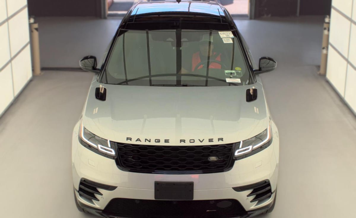 Used 2023 Land Rover Range Rover Velar R-Dynamic S AWD/4WD image 2