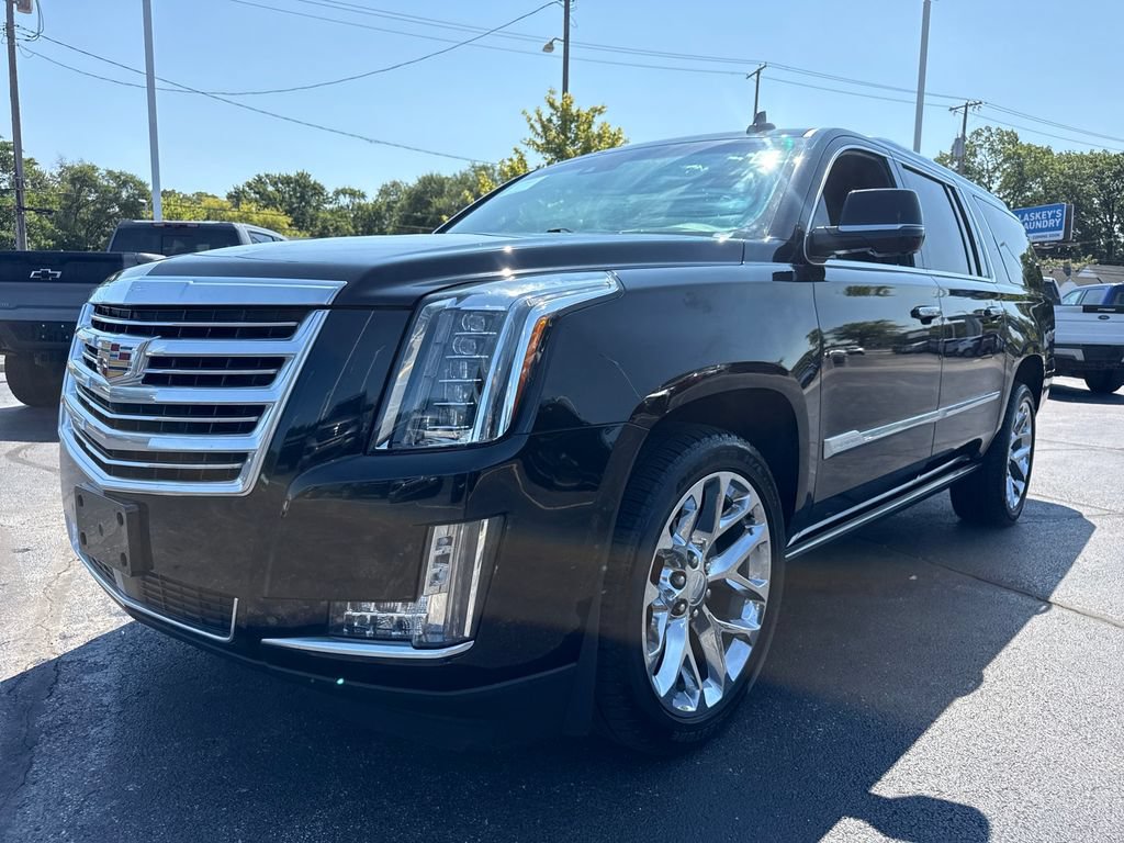 Used 2016 Cadillac Escalade ESV Platinum AWD/4WD image 2