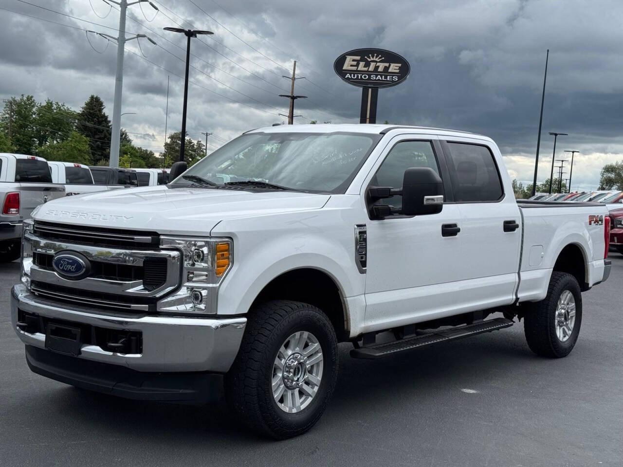 Used 2019 Ford F250 XLT w/ FX4 Off-Road Package AWD/4WD image 3