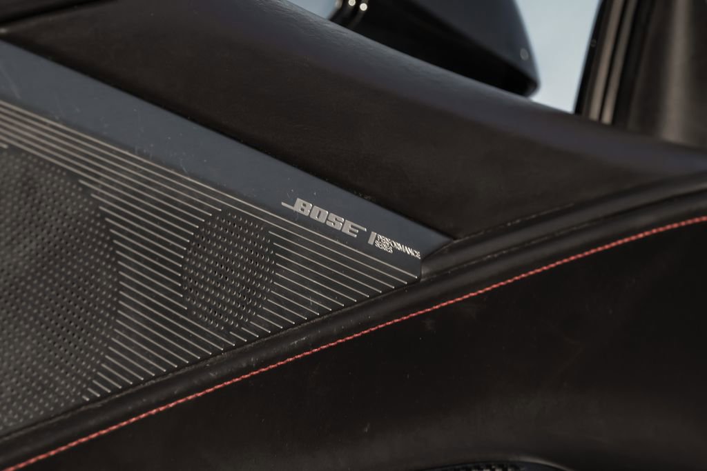 Used 2022 Chevrolet Corvette Stingray Premium Conv w/ Z51 Performance Package image 46