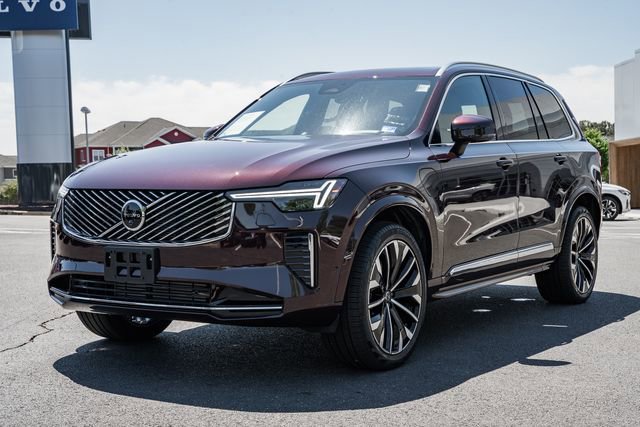 Used 2025 Volvo XC90 T8 Ultra AWD/4WD image 3