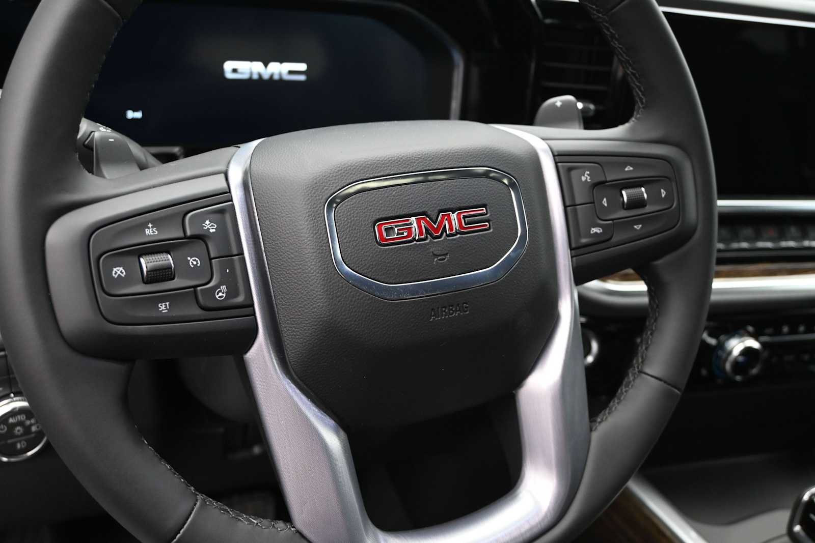 New 2026 GMC Sierra 1500 Elevation w/ Preferred Package AWD/4WD image 14