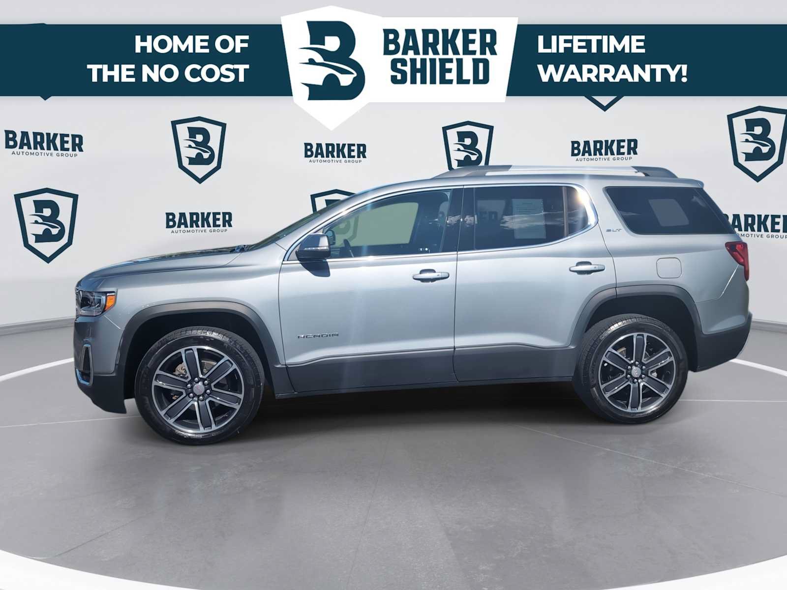 Used 2023 GMC Acadia SLT w/ Preferred Package FWD image 6
