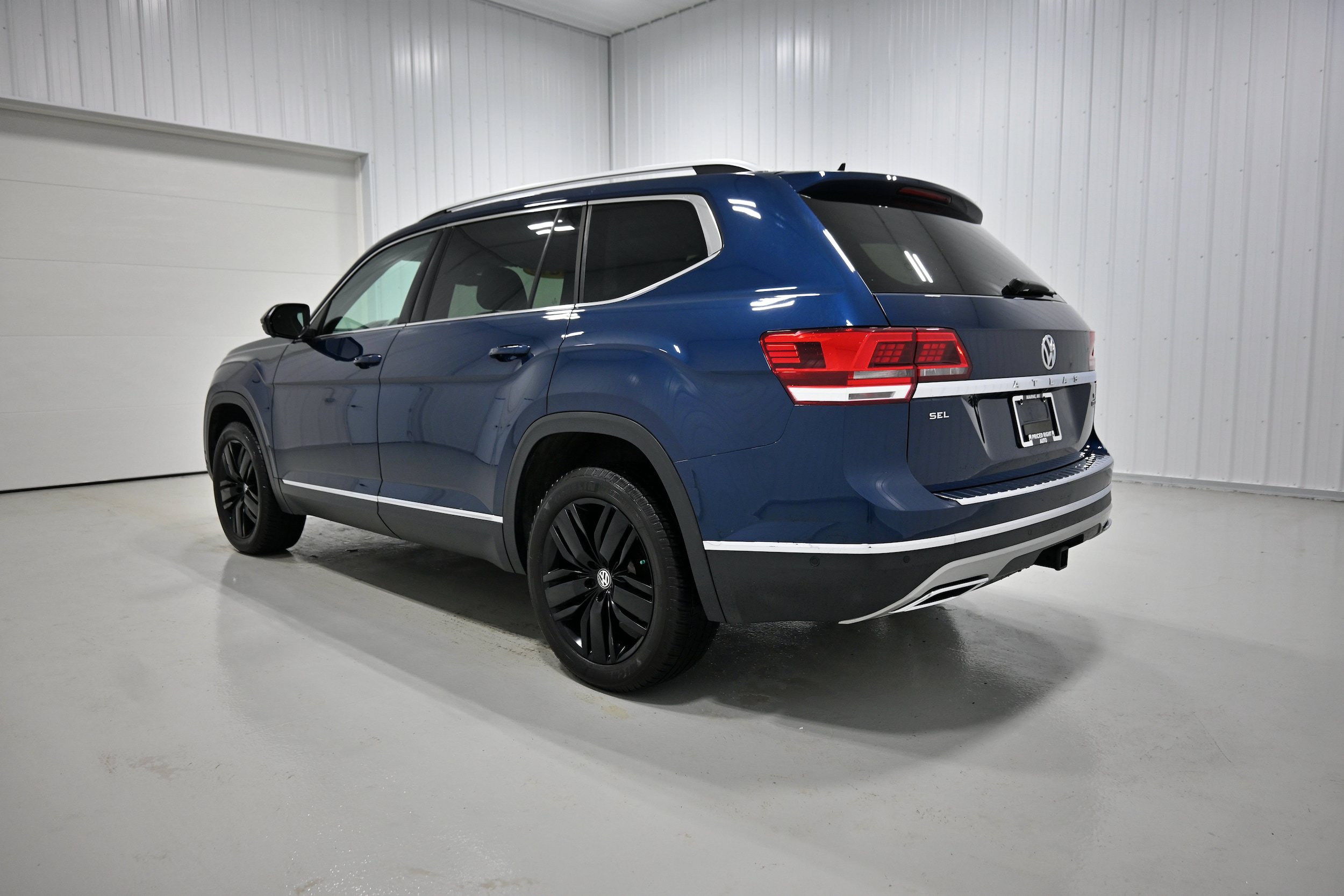 Used 2019 Volkswagen Atlas SEL Premium AWD/4WD image 32